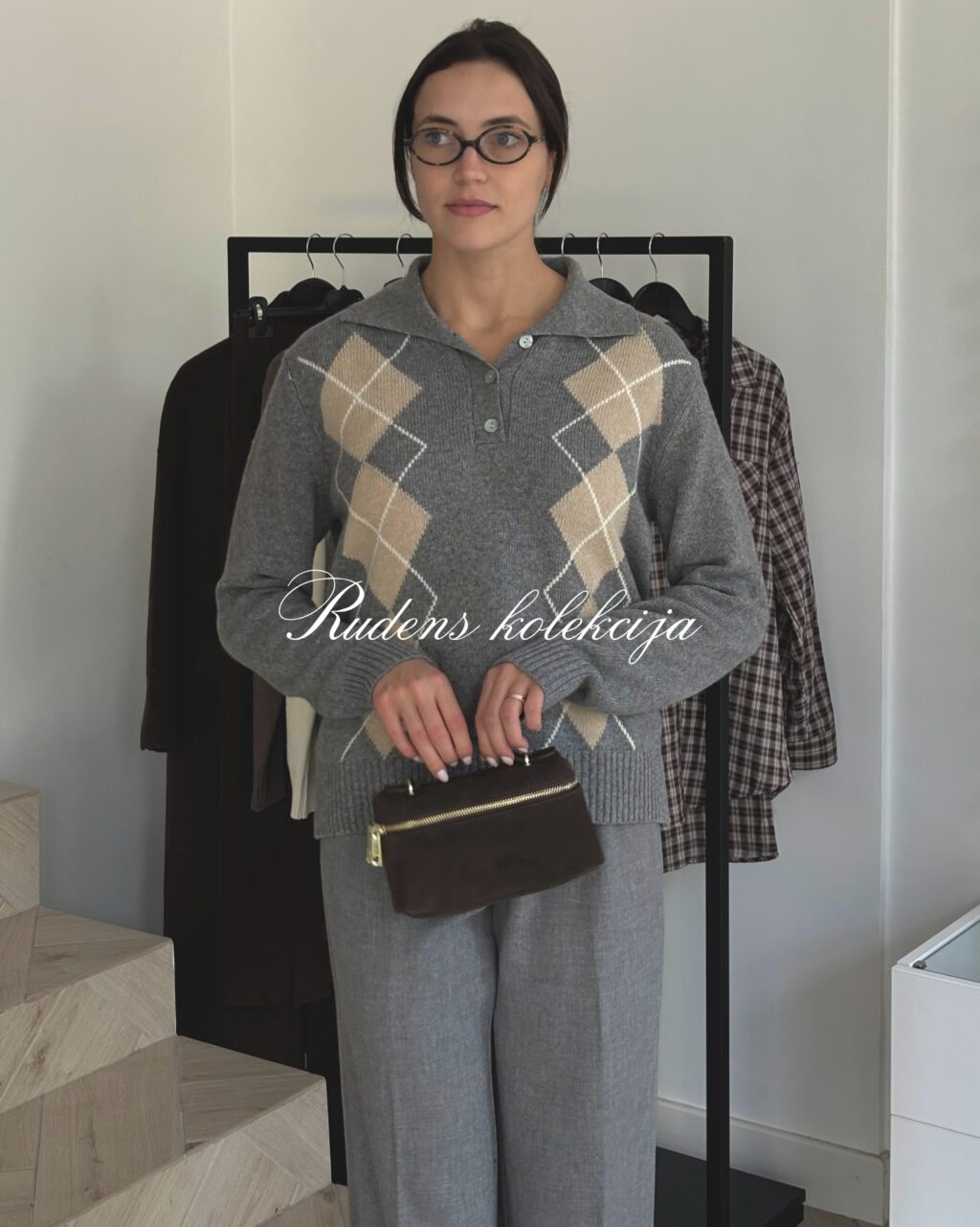Instagram post from aesthette.style. This post is in position 10.
